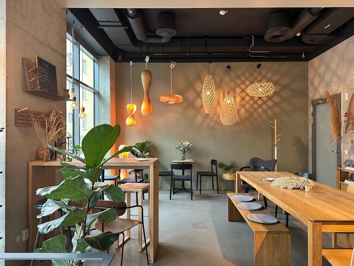 Holz & Hygge Café & Nordic Design Shop